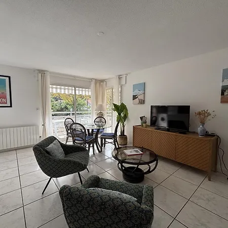 Appartement Spacieux 3 Pièces Avec Terrasse à 3mn De La