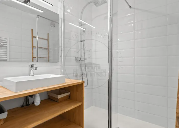 Spacieux 3 Pieces Avec Terrasse, A 3 Min, Linge Et Menage Inclus Apartment Arcachon