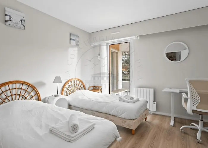 Spacieux 3 Pieces Avec Terrasse, A 3 Min, Linge Et Menage Inclus Διαμέρισμα *