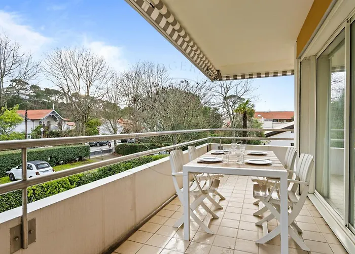 Spacieux 3 Pieces Avec Terrasse, A 3 Min, Linge Et Menage Inclus Apartment