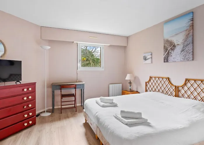 Апартаменты Spacieux 3 Pieces Avec Terrasse, A 3 Min, Linge Et Menage Inclus *